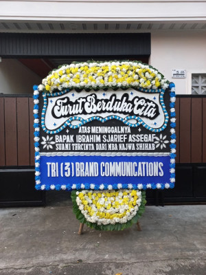 Papan Bunga Duka di Purwasedar